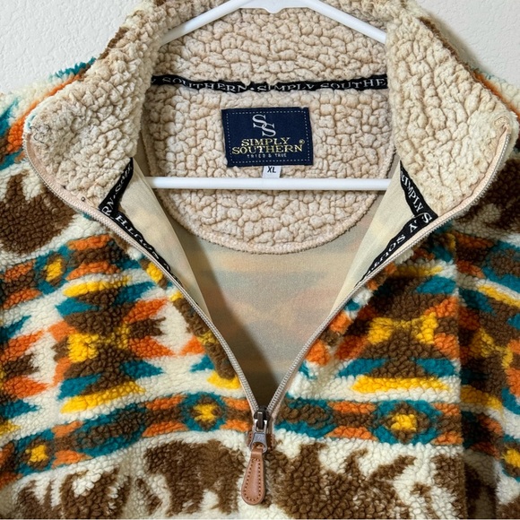 Simply Southern Quarter Zip Sherpa Cream Pullover Bear Southwest Print - Picture 3 of 9